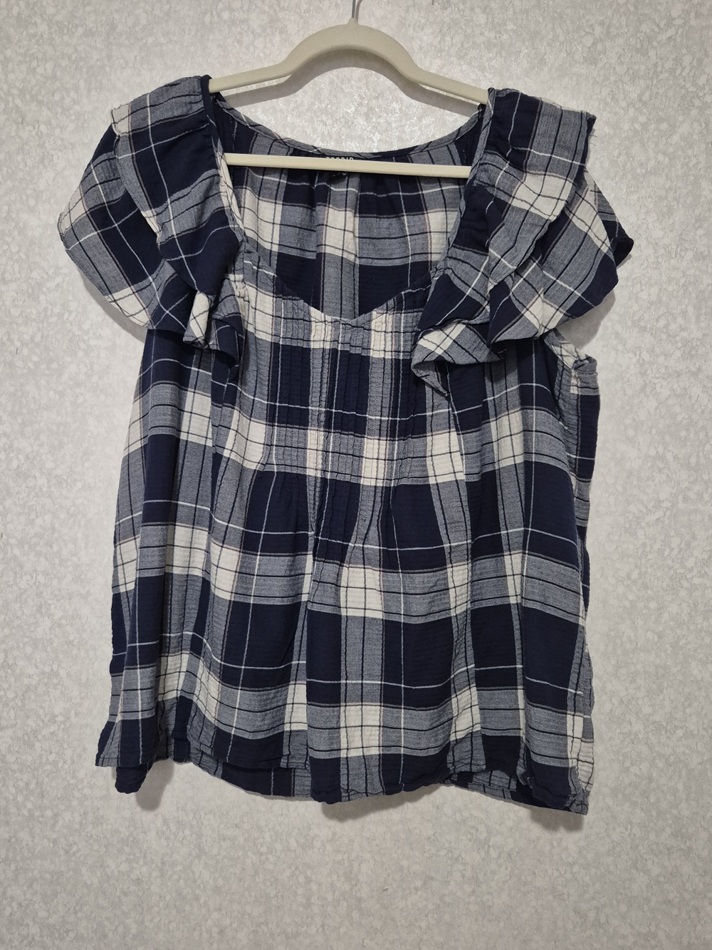 torrid Navy and White Plaid Ruffle Sleeve Blouse-Size:2